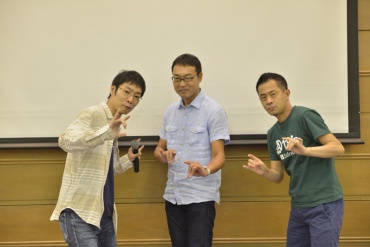 写真:登壇者の写真。左から坂本、大藤幹さん、植木真さん