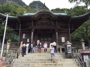 写真:八栗寺の本堂